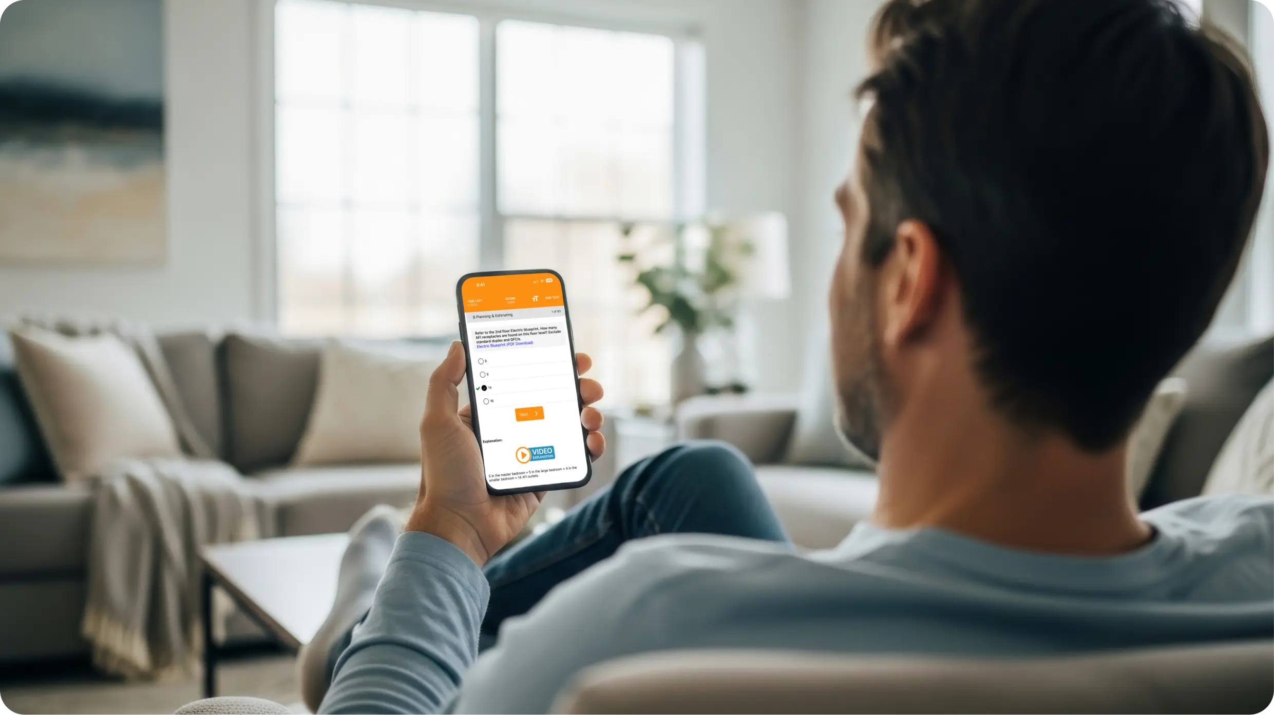 Instructor explaining contractor licensing requirements